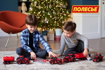Трактор BELARUS с плугом арт. 91338 Полесье